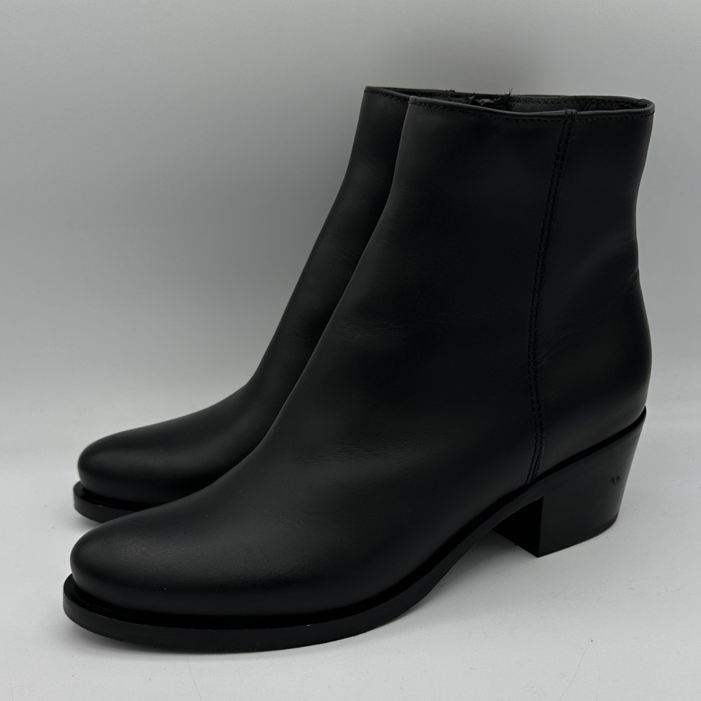 La Canadienne Pisa Black Leather Ankle Bootie Made In Canada Size 8.5 NWOB $498